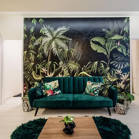 Hideaway With Jungle Vibes Apartment