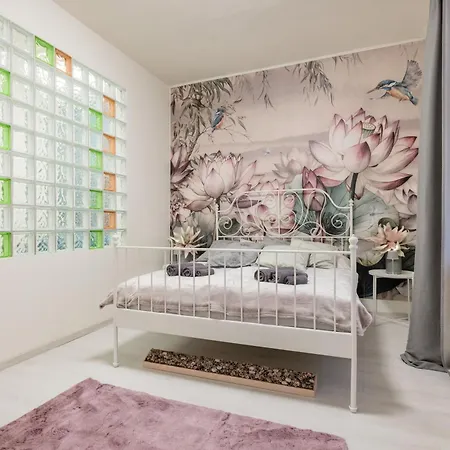 Apartment Hideaway With Jungle Vibes *