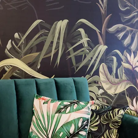 Hideaway With Jungle Vibes Apartment *